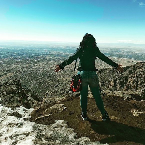 Meet your Posher, Daniela - Picture 5 of 5